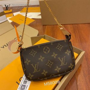 gucciaaa-38674-gallery-75456-b10e22e477eec467 從容日常|M58009 手包|包款全貌與整體比例