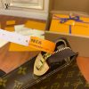 gucciaaa-38675-gallery-75462-ce674cc8afad2c85 從容日常|M47542 男女同款手包化妝包|使用場景與整體比例