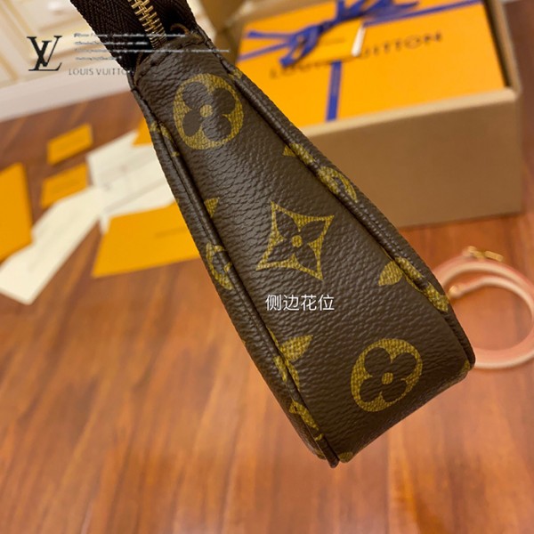 gucciaaa-38677-gallery-75483-6c083e857cc347a1 從容日常|M40712 晚宴包手拿包|商品實拍視角 03