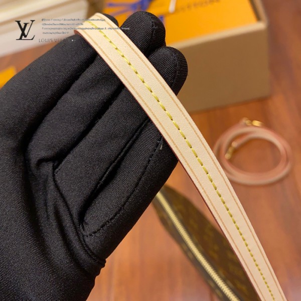 gucciaaa-38677-gallery-75492-bc1b01dfb81480a5 從容日常|M40712 晚宴包手拿包|商品實拍視角 11