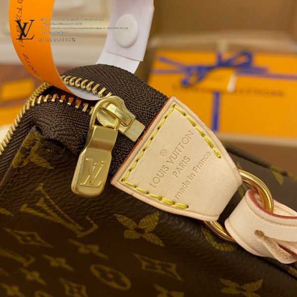 gucciaaa-38677-gallery-75493-52c8e1fd37d50b1e 從容日常|M40712 晚宴包手拿包|商品實拍視角 12