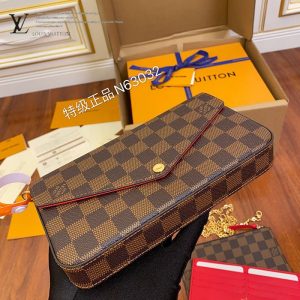 gucciaaa-38679-gallery-75526-82a365752d299386 從容日常|N63032 三件套手包斜背包|包款全貌與整體比例