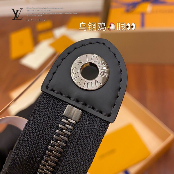 gucciaaa-38680-gallery-75532-e507810e2409bb15 從容日常|M61692 手包|商品實拍視角 06