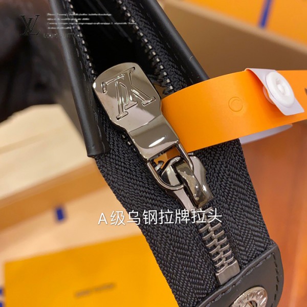 gucciaaa-38680-gallery-75536-42f241c147fae252 從容日常|M61692 手包|商品實拍視角 09