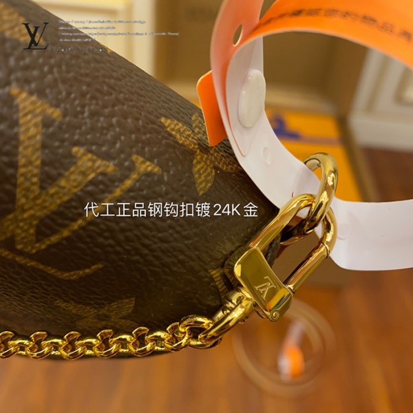 gucciaaa-38683-gallery-75562-1d490b88bd55914a 從容日常|M40717 小號斜背包晚宴包|商品實拍視角 04