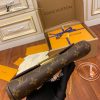 gucciaaa-38683-gallery-75563-81703325bdd6d250 從容日常|M40717 小號斜背包晚宴包|使用場景與整體比例