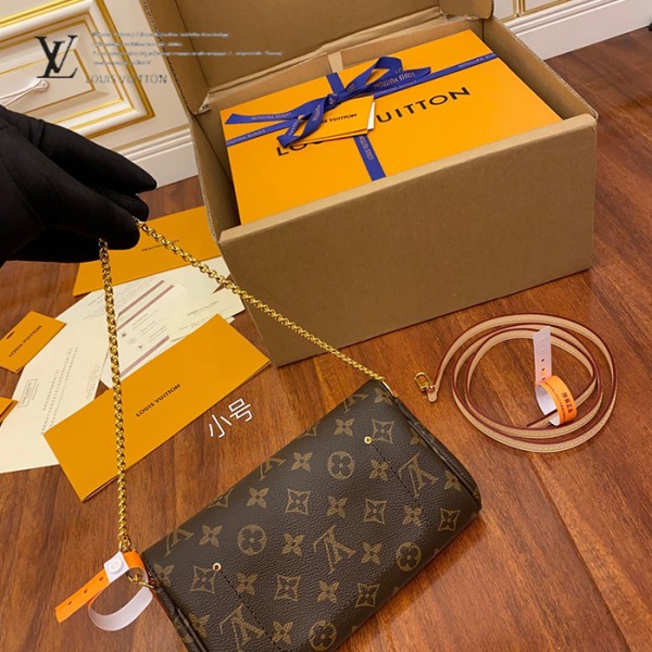 gucciaaa-38683-gallery-75567-40ed5e21ddc91b45 從容日常|M40717 小號斜背包晚宴包|商品實拍視角 09
