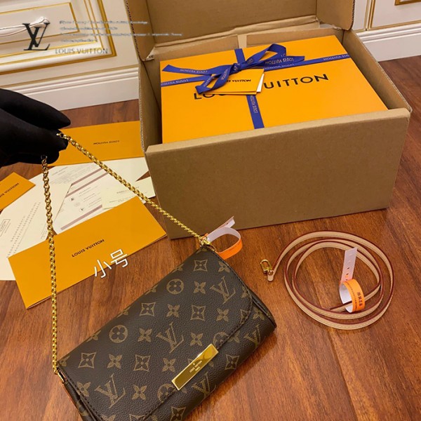 gucciaaa-38683-gallery-75568-5fb73f518938d24b 從容日常|M40717 小號斜背包晚宴包|包款全貌與整體比例