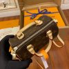 gucciaaa-38684-gallery-75582-9fcb7aabb356963d 從容日常|M61252 NANO mini枕頭包|商品實拍視角 14