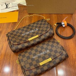 gucciaaa-38688-gallery-75623-02508e0736bc09d4 從容日常|N41129 小號斜背包|包款全貌與整體比例