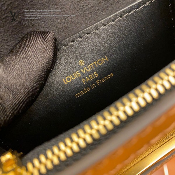 gucciaaa-38690-gallery-75640-046e2bc07fa26075 從容日常|M68621 達芙妮MINI郵差包|商品實拍視角 03