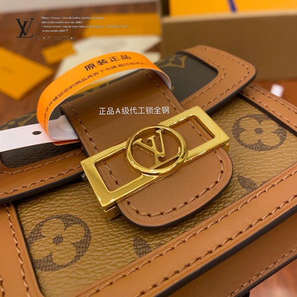 gucciaaa-38690-gallery-75644-cc114cfae47a666d 從容日常|M68621 達芙妮MINI郵差包|商品實拍視角 07