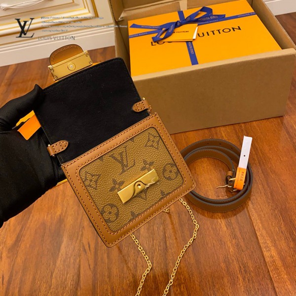 gucciaaa-38690-gallery-75648-eb562fa15fff9dd0 從容日常|M68621 達芙妮MINI郵差包|商品實拍視角 11