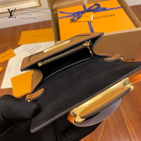 gucciaaa-38690-gallery-75649-367486de7738b60c 從容日常|M68621 達芙妮MINI郵差包|商品實拍視角 12