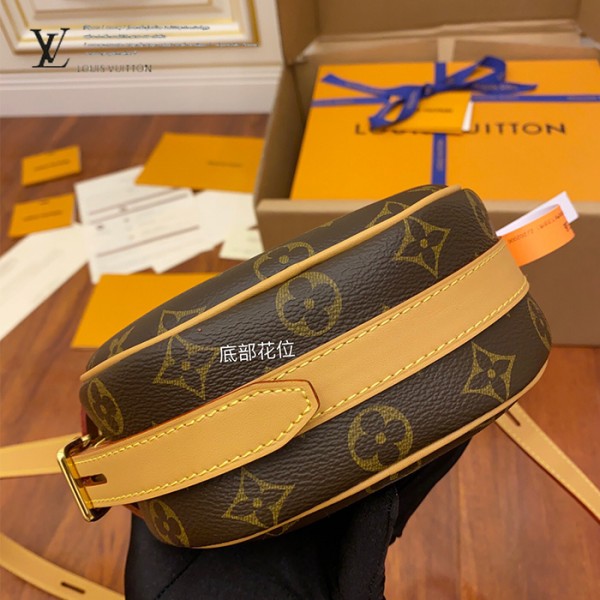 gucciaaa-38692-gallery-75671-68e4a3d328fce9cd 從容日常|M45149 女士蘋果包|商品實拍視角 06