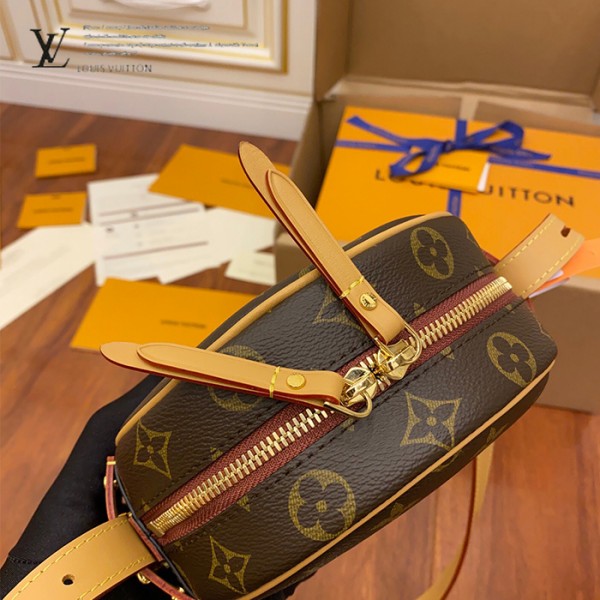gucciaaa-38692-gallery-75677-d3fc8089f3baf023 從容日常|M45149 女士蘋果包|商品實拍視角 11