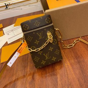 gucciaaa-38693-gallery-75694-2bdc76b65b96afdc 從容日常|M44914 手機包|包款全貌與整體比例