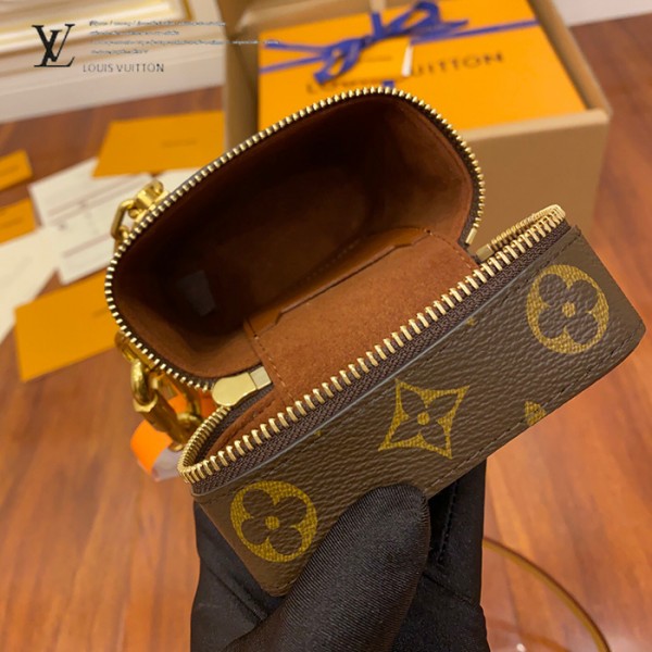 gucciaaa-38693-gallery-75699-08032af526636415 從容日常|M44914 手機包|商品實拍視角 14