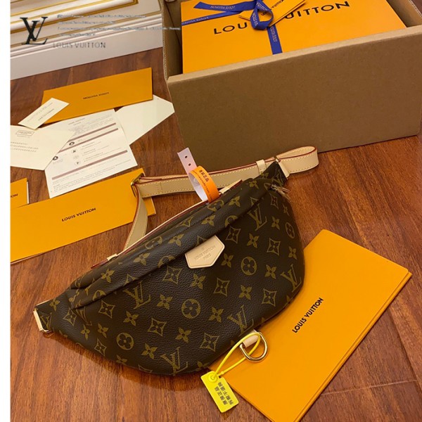 gucciaaa-38694-gallery-75702-5344d9a2891baf41 從容日常|M43644 男女同款胸包腰包|商品實拍視角 04
