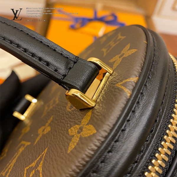 gucciaaa-38695-gallery-75724-9d54c5689aead360 從容日常|M43986 圓桶化妝包|商品實拍視角 12