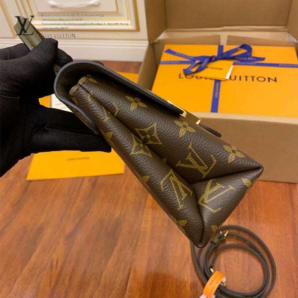 gucciaaa-38696-gallery-75739-061d8caef6b868c3 從容日常|M44797 手提斜背包|商品實拍視角 12