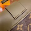 gucciaaa-38696-gallery-75742-813341063c94017d 從容日常|M44797 手提斜背包|商品實拍視角 15