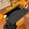 gucciaaa-38697-gallery-75752-884cf39fc3ec2543 從容日常|M68746 小號達芙妮郵差包|商品實拍視角 10