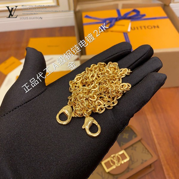 gucciaaa-38697-gallery-75754-9d1a1c9dce81234f 從容日常|M68746 小號達芙妮郵差包|商品實拍視角 12