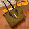 gucciaaa-38704-gallery-75836-8358bed8126bdaef 從容日常|M45321 購物袋|商品實拍視角 14