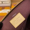 gucciaaa-38705-gallery-75840-cef0a6059cced9e6 從容日常|M48814 肩背包|商品實拍視角 04