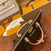 gucciaaa-38705-gallery-75843-7c4e5e8efa19b5a3 從容日常|M48814 肩背包|商品實拍視角 07