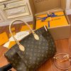 gucciaaa-38705-gallery-75847-1ab1a949e7e52e31 從容日常|M48814 肩背包|商品實拍視角 10