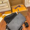 gucciaaa-38706-gallery-75856-ac2ffce3a2dc1c85 從容日常|M69443 男士三合一郵差包|商品實拍視角 06