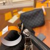 gucciaaa-38706-gallery-75859-cc842a05424ebbd3 從容日常|M69443 男士三合一郵差包|商品實拍視角 09