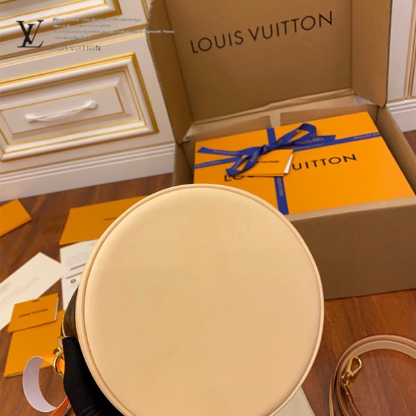 gucciaaa-38708-gallery-75888-e374f542a6808753 從容日常|M43587 薯條包|商品實拍視角 13