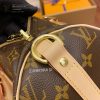gucciaaa-38710-gallery-75909-0d47d0b46b3f5dcc 從容日常|M41112 SPEEDY 30枕頭包|商品實拍視角 03
