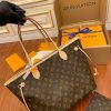 gucciaaa-38712-gallery-75942-e3d05fc4acea9334 從容日常|M41178 NEVERFULL 購物袋|商品實拍視角 04