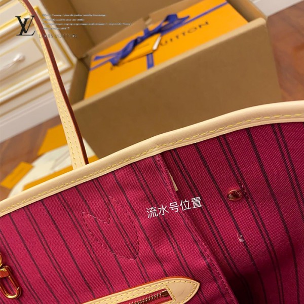 gucciaaa-38712-gallery-75950-8a3323c95b30cf8c 從容日常|M41178 NEVERFULL 購物袋|商品實拍視角 11