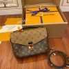 gucciaaa-38713-gallery-75962-b7581ba2026ded96 從容日常|M41465 拼色郵差包|包款全貌與整體比例