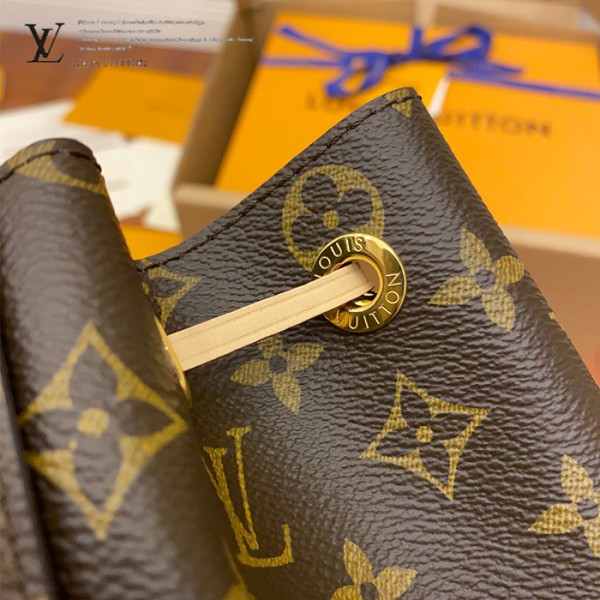 gucciaaa-38714-gallery-75981-4b4f496051a609ea 從容日常|M43431 雙肩包|商品實拍視角 13