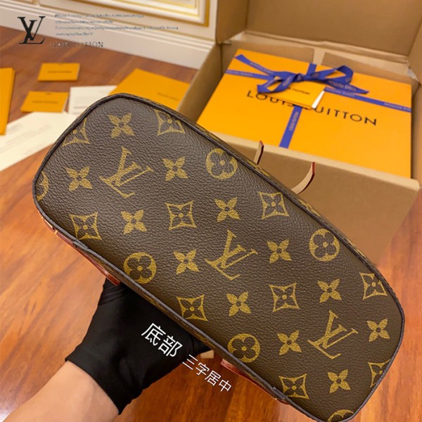 gucciaaa-38714-gallery-75986-f172f615659e4745 從容日常|M43431 雙肩包|商品實拍視角 18