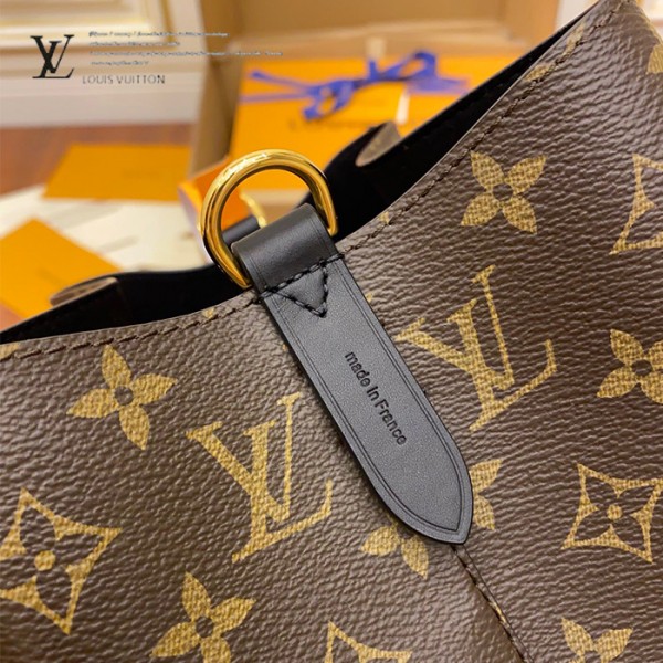 gucciaaa-38715-gallery-75999-59289ec1b6a612bf 從容日常|M44020 女士NOE水桶包|商品實拍視角 08