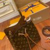 gucciaaa-38718-gallery-76031-8cd49d44754384dd 從容日常|M44887 水桶包|商品實拍視角 08