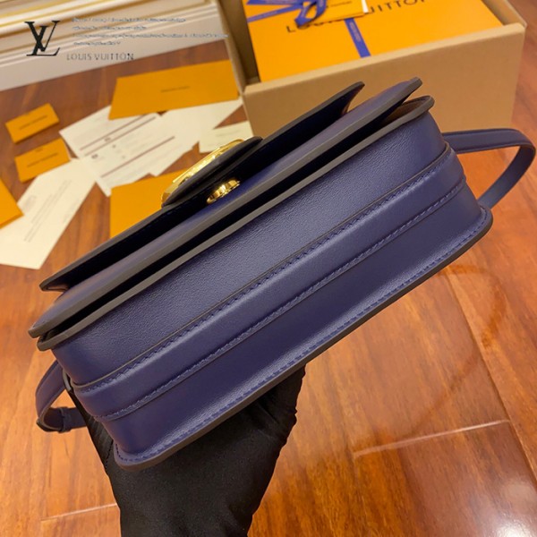 gucciaaa-38722-gallery-76088-76d79778898265ac 從容日常|M55951 女士郵差包|商品實拍視角 17