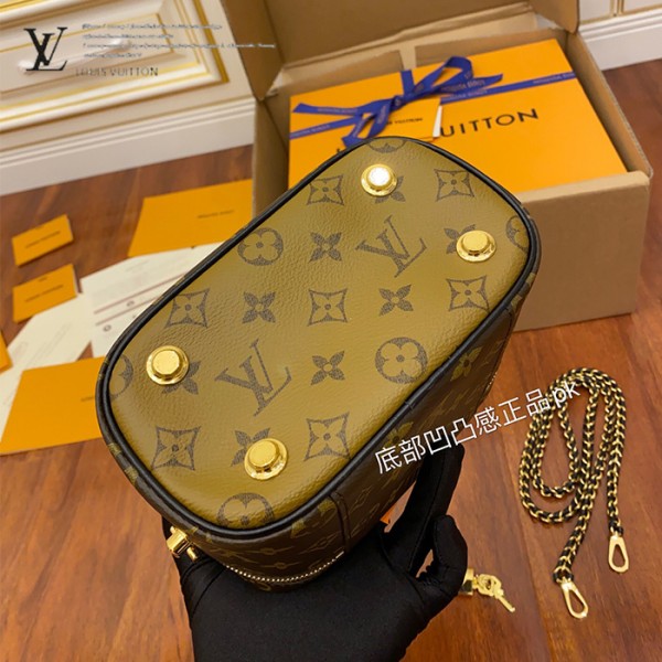 gucciaaa-38726-gallery-76151-e46deb9960b01be2 從容日常|M45165 化妝包|商品實拍視角 03
