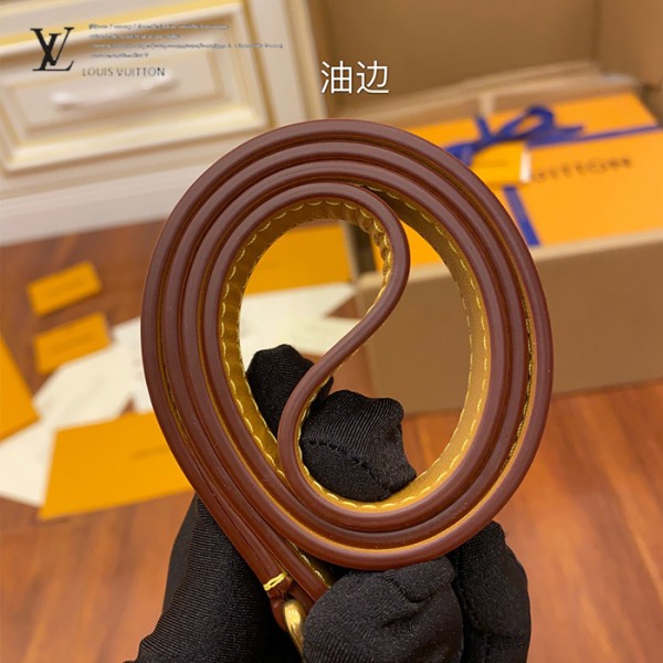 gucciaaa-38728-gallery-76168-e74a451d672ab526 從容日常|M68906 男女款斜背包|商品實拍視角 03