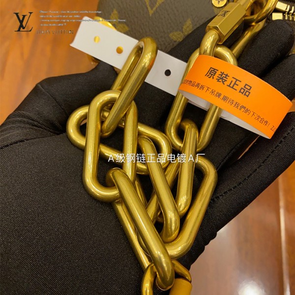 gucciaaa-38728-gallery-76173-93eff2466af2cc0c 從容日常|M68906 男女款斜背包|商品實拍視角 07