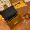 gucciaaa-38729-gallery-76177-f7284641cbf963dd 從容日常|M44391 達芙妮郵差包|商品實拍視角 03
