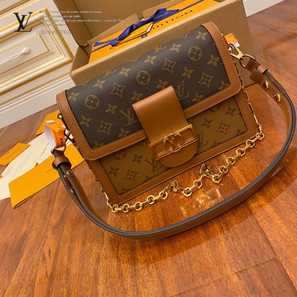 gucciaaa-38729-gallery-76183-a011deb9af7c1e35 從容日常|M44391 達芙妮郵差包|包款全貌與整體比例