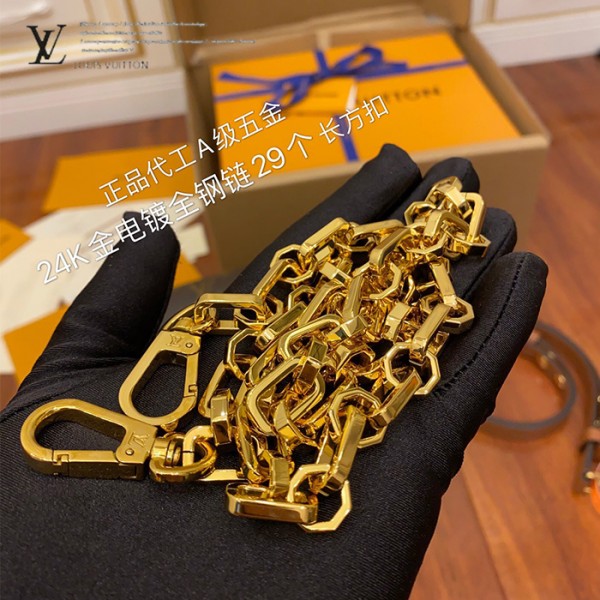 gucciaaa-38729-gallery-76189-023b2e1483c9a66a 從容日常|M44391 達芙妮郵差包|商品實拍視角 14